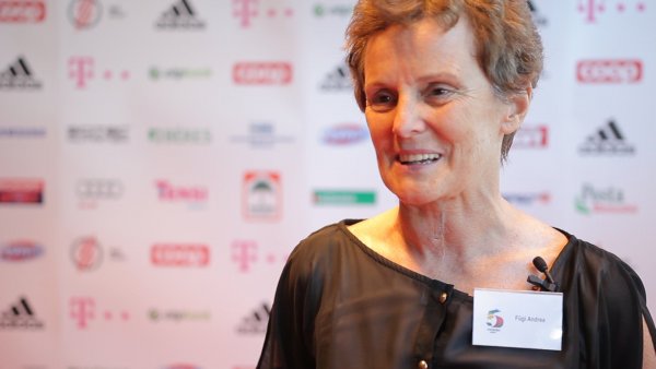 Sequence 02.00_02_54_05.Still002